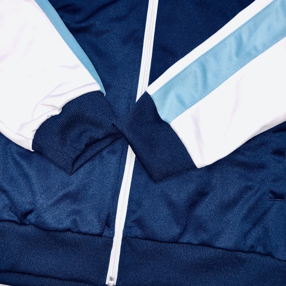 Fila Zip Up Tracksuit  With Contrast Details Sz. S - Picture 6 of 8